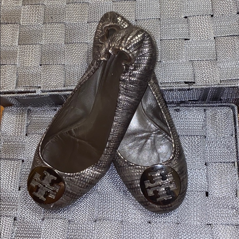GORGEOUS Snake Silver / Gunmetal Ballet Flats